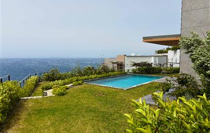 Yalıkavakta Full Deniz Manzaralı 5+1 Satılık Villa