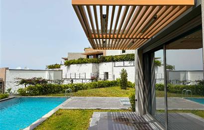 Yalıkavakta Full Deniz Manzaralı 5+1 Satılık Villa