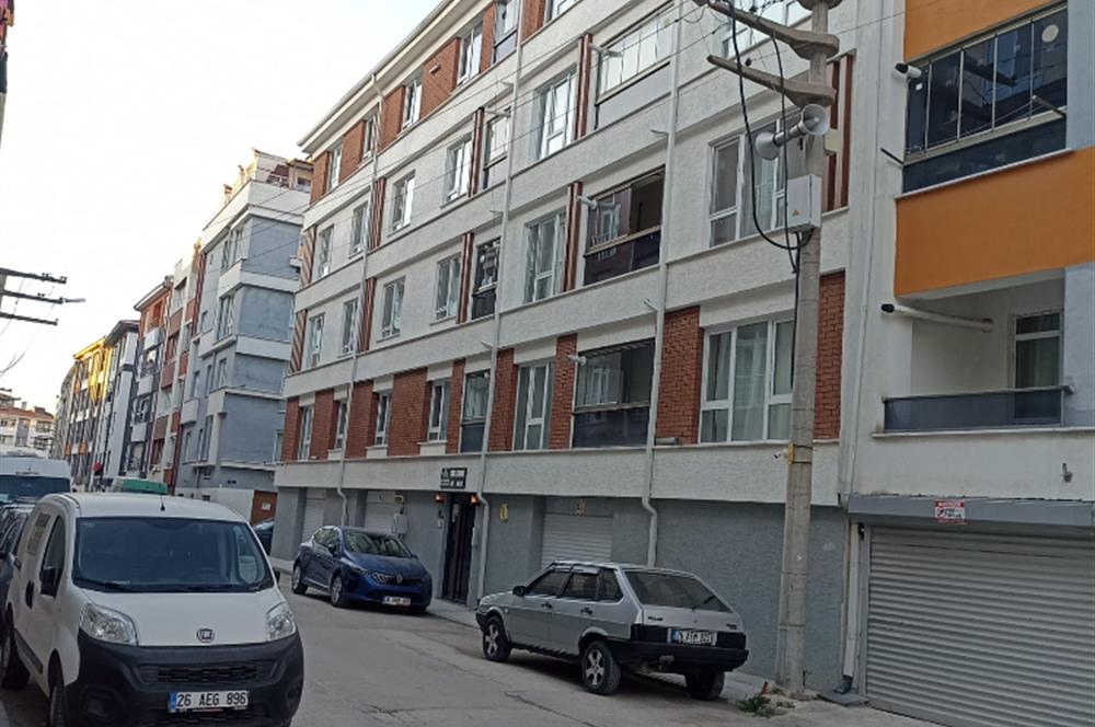 CENTURY 21 VİZYON'DAN ESKİŞEHİR KUMLUBEL MAHALLESİNDE  SATILIK 3+1 DAİRE 
