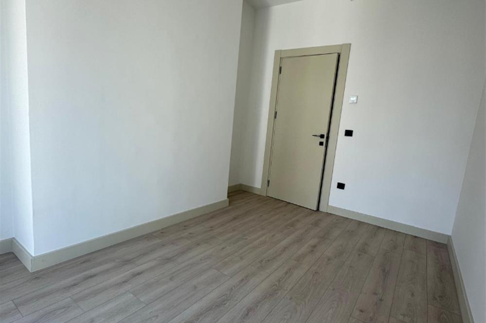 C21 ROOF'dan 19.ETAP'da 3+1 YÜKSEK KAT KİRALIK DAİRE