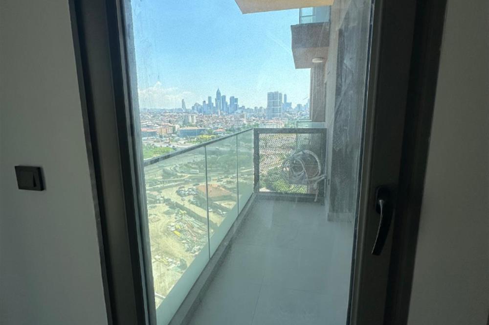 C21 ROOF'dan 19.ETAP'da 3+1 YÜKSEK KAT KİRALIK DAİRE