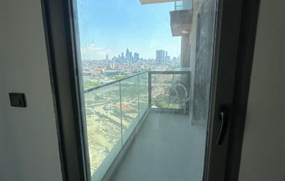 C21 ROOF'dan 19.ETAP'da 3+1 YÜKSEK KAT KİRALIK DAİRE