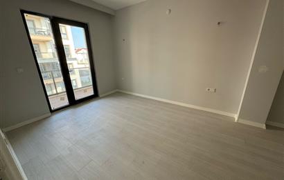 BAŞİSKELE'DE HAVUZLU SİTEDE SATILIK 3+1 DUBLEKS SIFIR DAİRE