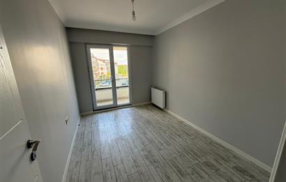 KARTEPE ATAEVLERDE SATILIK 3+1 ARA KAT DAİRE
