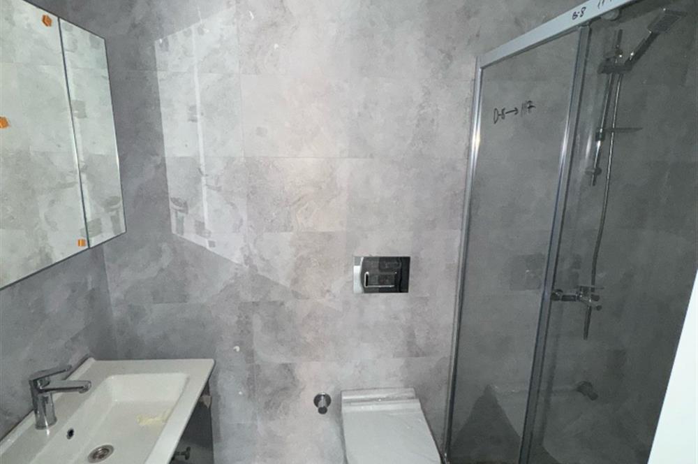BAŞİSKELE'DE HAVUZLU SİTEDE SATILIK 3+1 DUBLEKS SIFIR DAİRE