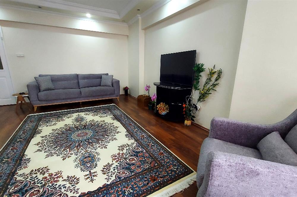 Taşdelen Merkez Sitede Ebeveyn Banyolu Yapılı 3+1 Satılık Daire