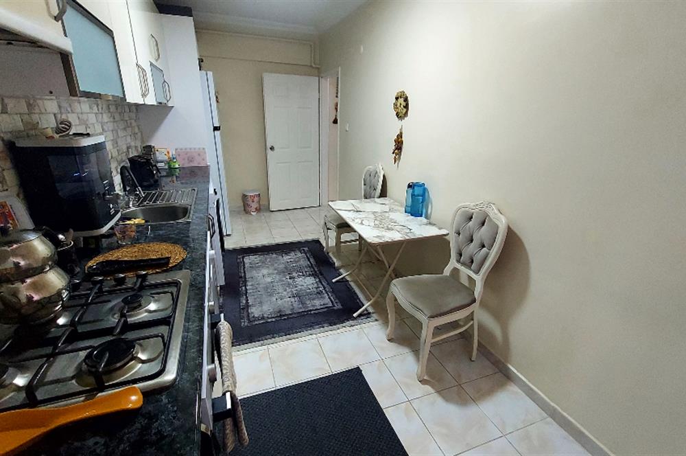 Taşdelen Merkez Sitede Ebeveyn Banyolu Yapılı 3+1 Satılık Daire