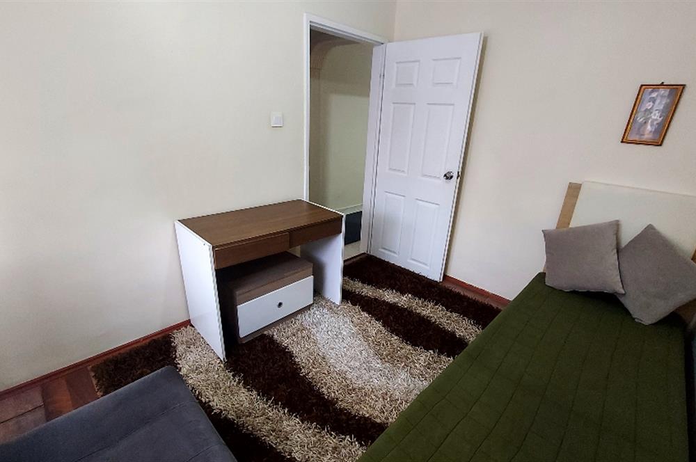 Taşdelen Merkez Sitede Ebeveyn Banyolu Yapılı 3+1 Satılık Daire