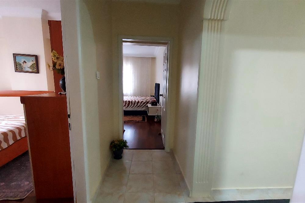 Taşdelen Merkez Sitede Ebeveyn Banyolu Yapılı 3+1 Satılık Daire