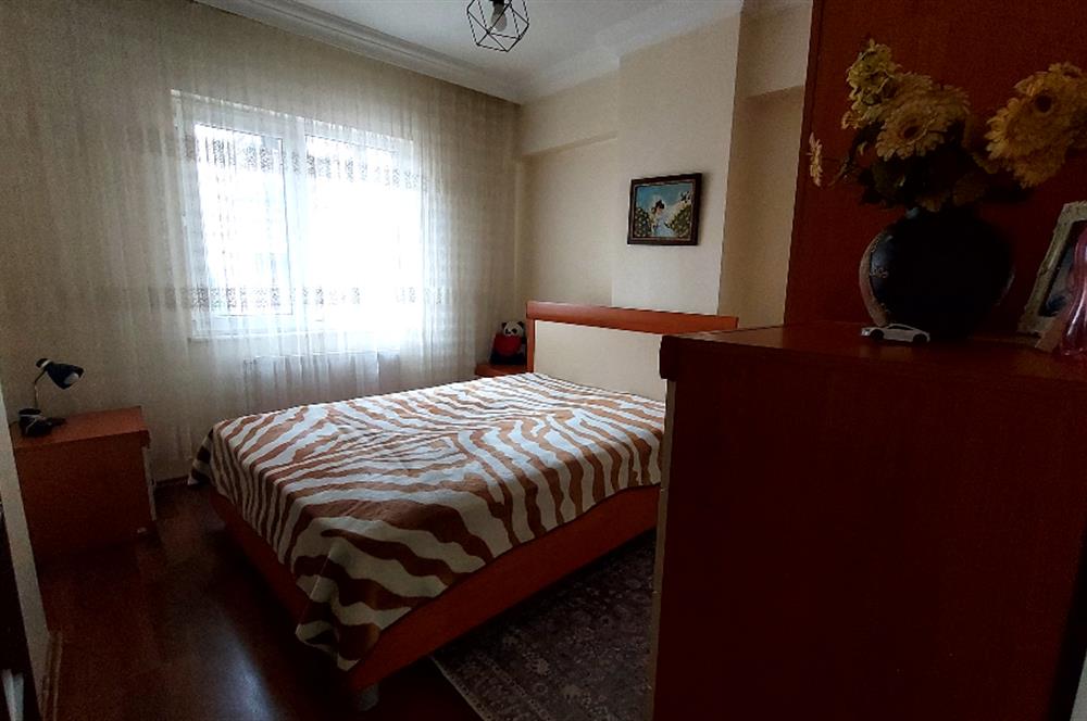 Taşdelen Merkez Sitede Ebeveyn Banyolu Yapılı 3+1 Satılık Daire