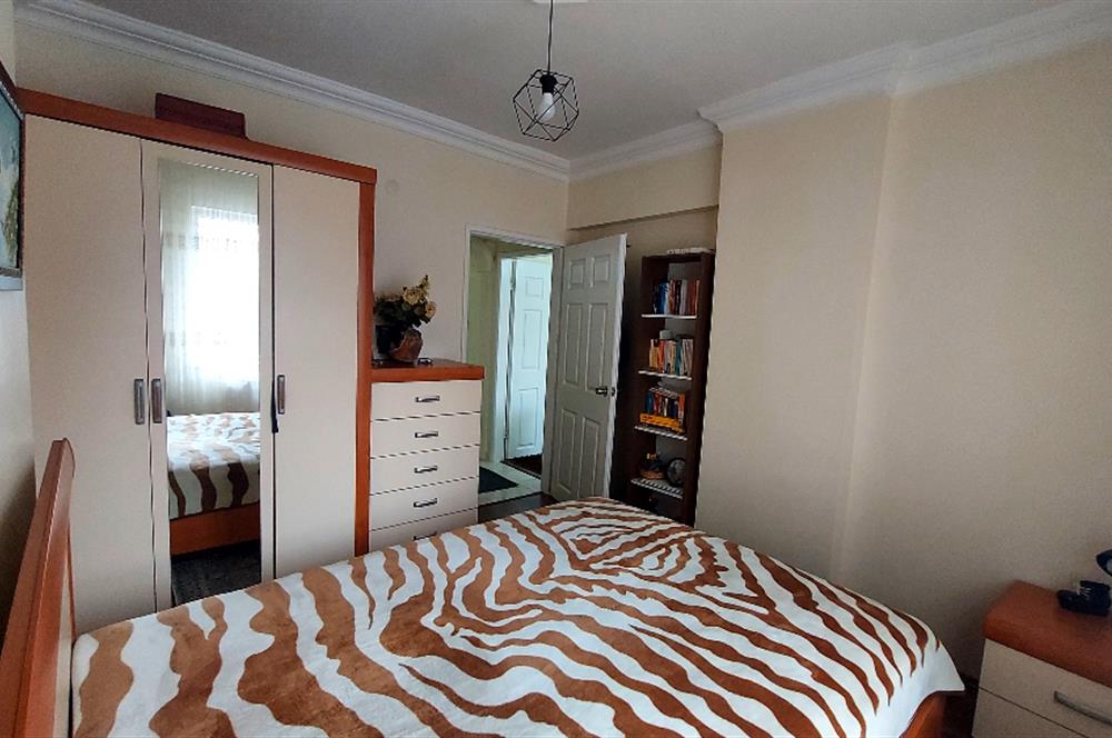 Taşdelen Merkez Sitede Ebeveyn Banyolu Yapılı 3+1 Satılık Daire