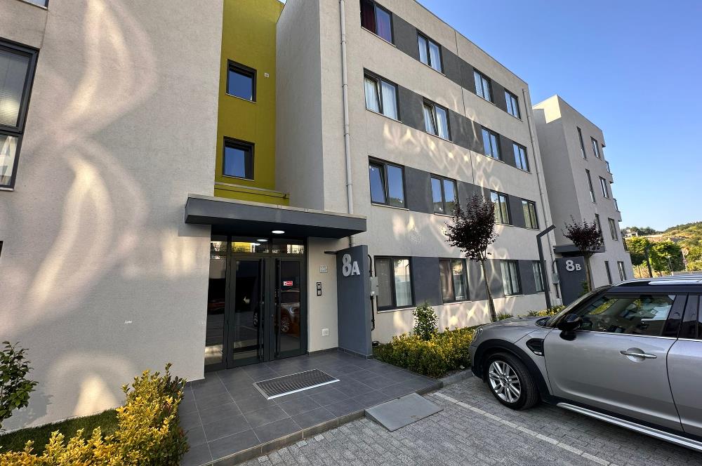 SEMT BAHÇECİK SİTESİNDE SATILIK DENİZ MANZARALI 2+1 ARA KAT