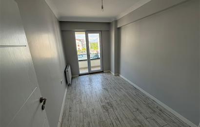 KARTEPE ATAEVLERDE SATILIK 3+1 ARA KAT DAİRE