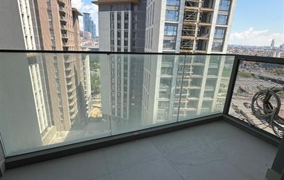 C21 ROOF'dan 19.ETAP'da 3+1 YÜKSEK KAT KİRALIK DAİRE
