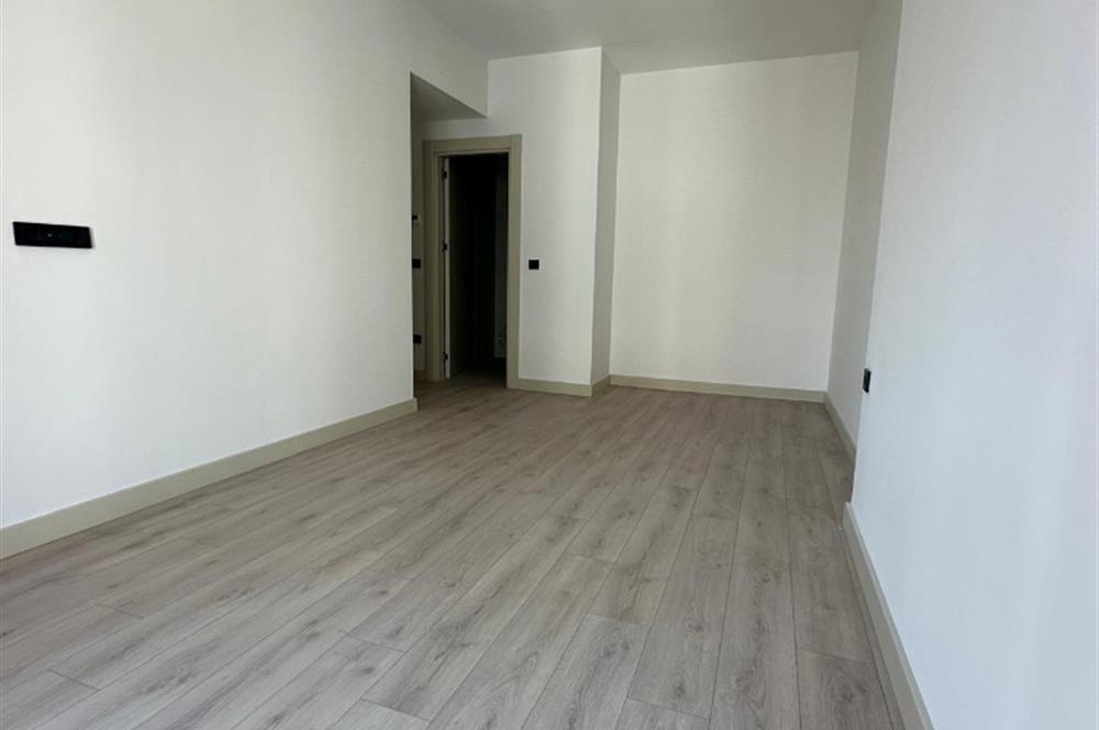 C21 ROOF'dan 19.ETAP'da 3+1 YÜKSEK KAT KİRALIK DAİRE