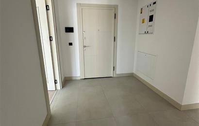 C21 ROOF'dan 19.ETAP'da 3+1 YÜKSEK KAT KİRALIK DAİRE