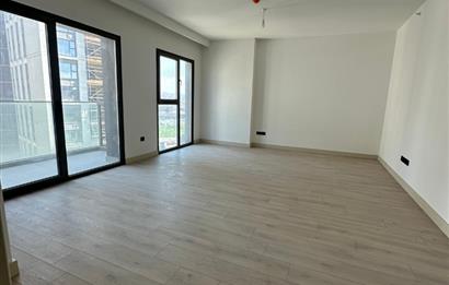 C21 ROOF'dan 19.ETAP'da 3+1 YÜKSEK KAT KİRALIK DAİRE