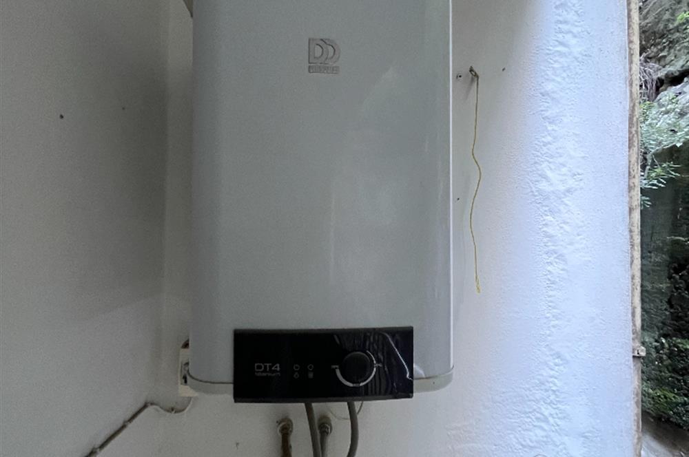 Kuşadası Limana Yürüme Mesafesinde Deniz Manzaralı 3+1 Satılık Daire