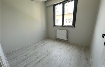 SULTANBEYLİ ADİL MAHALLESİ’NDE CADDE ÜSTÜ 3+1 TERASLI SIFIR DAİRE