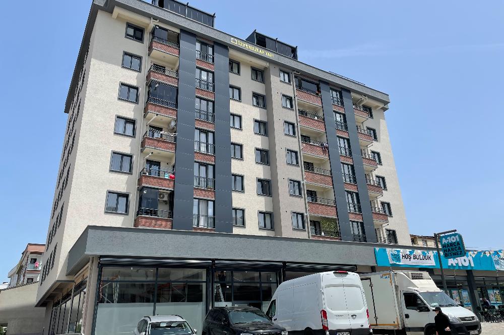 SULTANBEYLİ ADİL MAHALLESİ’NDE CADDE ÜSTÜ 3+1 TERASLI SIFIR DAİRE