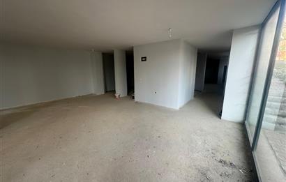 Çarşıya yakın düz girişli 150 m2 işyeri