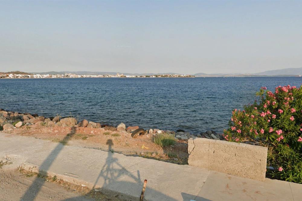 CENTURY21 UZMANDAN ÇANDARLI VİLLA İMARLI ARSA
