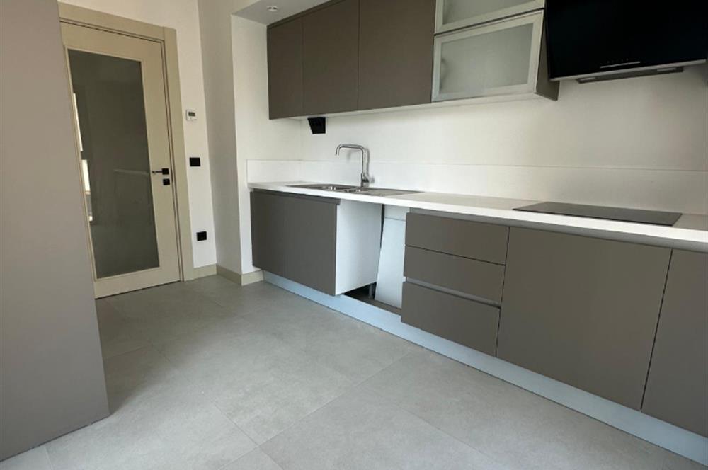 C21 ROOF'dan 19.ETAP'da 3+1 YÜKSEK KAT KİRALIK DAİRE
