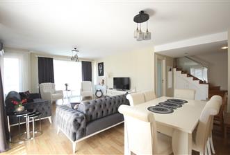 Century21 Palmy Cumhuriyet Mh. Merkez de 3+1 Teraslı Dubleks