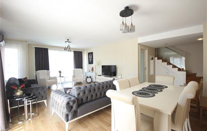 Century21 Palmy Cumhuriyet Mh. Merkez de 3+1 Teraslı Dubleks