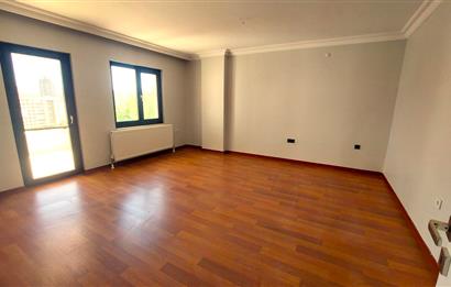PARK CADDESİ YAKINI TAM MÜSTAKİL 6+2 SATILIK VİLLA