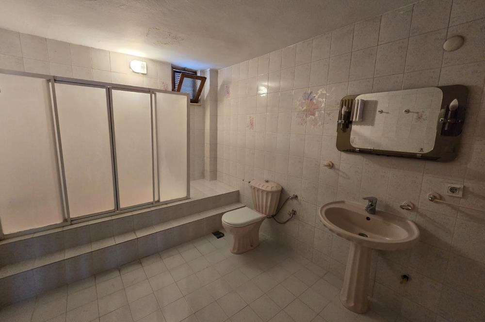 Kınıklı'da Şehir ve Doğa Manzaralı Kiralık Tripleks Villa...