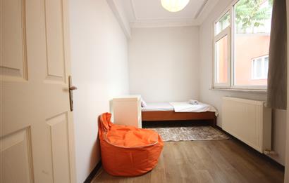 C21 PALMY den Kadıköy Merkezi Lokasyonda Ara Kat 2+1 Daire