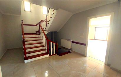 PARK CADDESİ YAKINI TAM MÜSTAKİL 6+2 SATILIK VİLLA