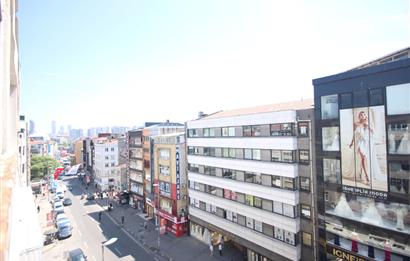 C21 PALMY den Söğütlüçeşme Cad. Altıyol da Asansörlü 2+1
