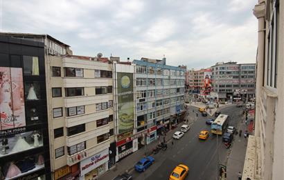 C21 PALMY den Söğütlüçeşme Cad. Altıyol da Asansörlü 2+1