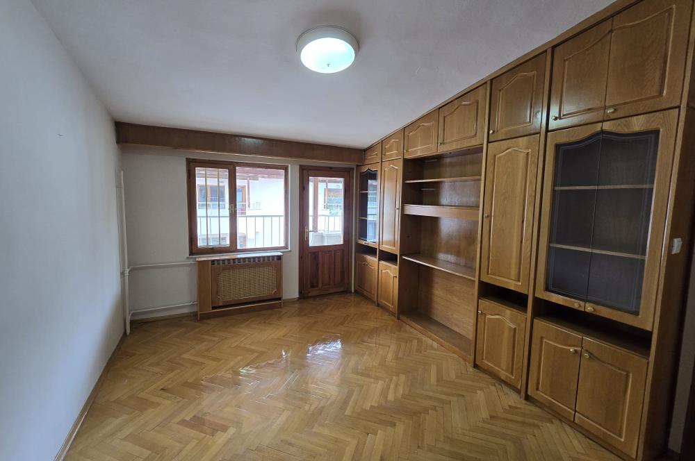 Kınıklı'da Şehir ve Doğa Manzaralı Kiralık Tripleks Villa...