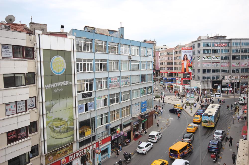 C21 PALMY den Söğütlüçeşme Cad. Altıyol da Asansörlü 2+1