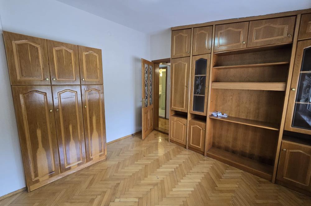 Kınıklı'da Şehir ve Doğa Manzaralı Kiralık Tripleks Villa...