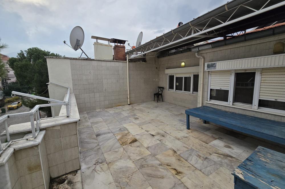 Kınıklı'da Şehir ve Doğa Manzaralı Kiralık Tripleks Villa...