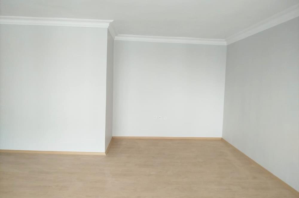 Evren Sitesi Ön Cephe Deniz Manzaralı Satılık 3+1 Dubleks Daire