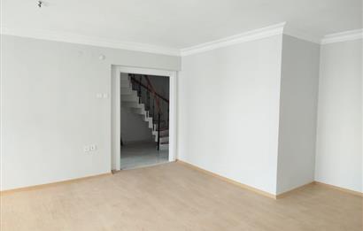Evren Sitesi Ön Cephe Deniz Manzaralı Satılık 3+1 Dubleks Daire