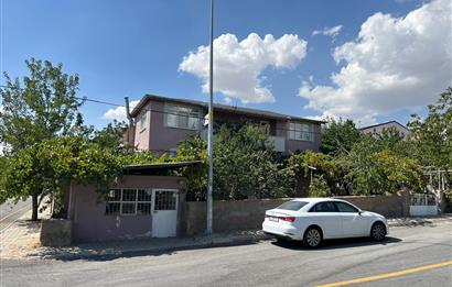 DEVELİ AŞIK SEYRANİ MAHALLESİNDE 5+1 SATILIK MÜSTAKİL EV