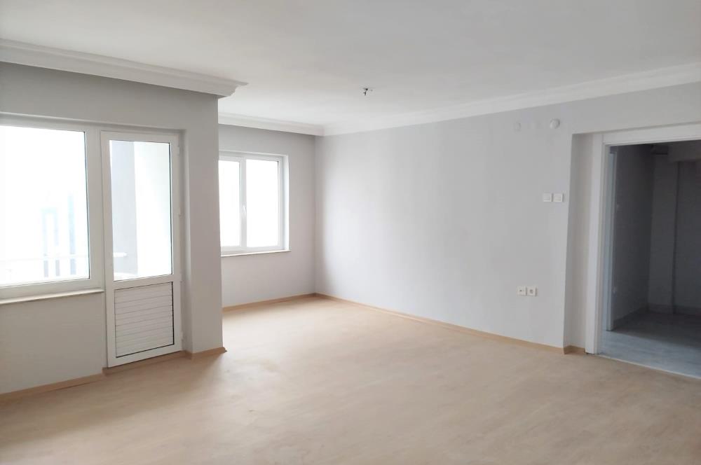 Evren Sitesi Ön Cephe Deniz Manzaralı Satılık 3+1 Dubleks Daire