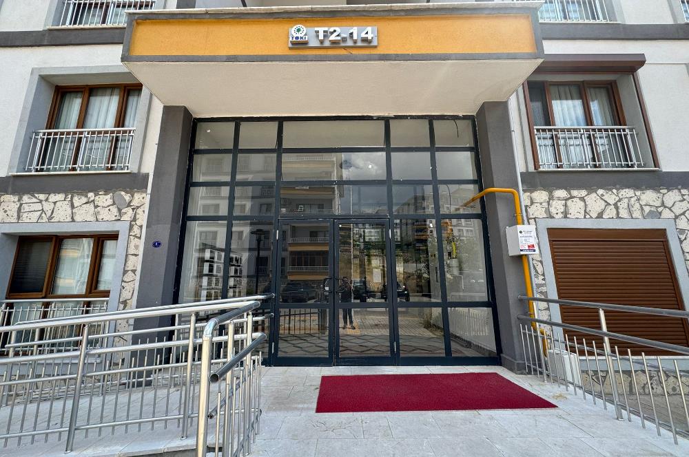 Kemalpaşa Çambel Toki Evleri'nde 3+1 Satılık Daire 