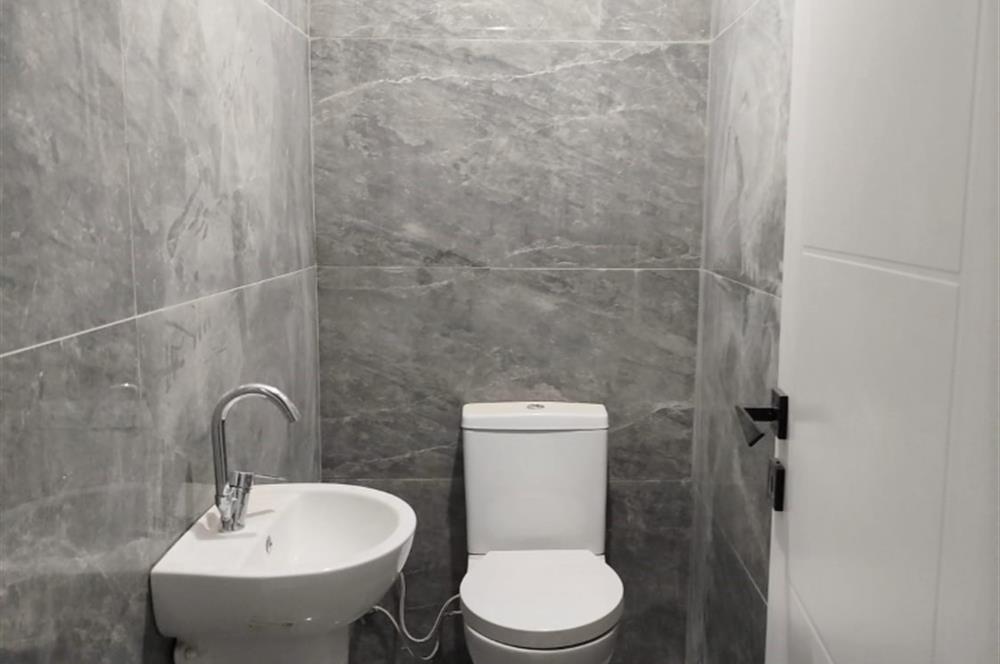 Evren Sitesi Ön Cephe Deniz Manzaralı Satılık 3+1 Dubleks Daire