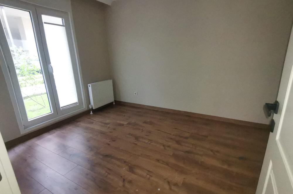ÇAMLICA ŞEHRİ SEFA KONUTLARINDA BAHÇE KULLANIMLI 2+1 90 M2 NET