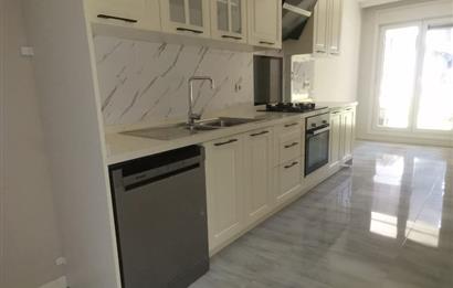 ÇAMLICA ŞEHRİ SEFA KONUTLARINDA BAHÇE KULLANIMLI 2+1 90 M2 NET