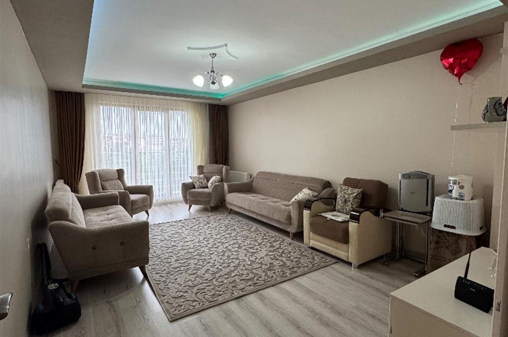 AYGÜN ÖZDEMİR'DEN BAHÇELİEVLERDE ASANSÖRLÜ 3+1 DAİRE