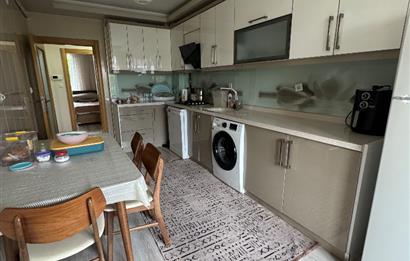 AYGÜN ÖZDEMİR'DEN BAHÇELİEVLERDE ASANSÖRLÜ 3+1 DAİRE