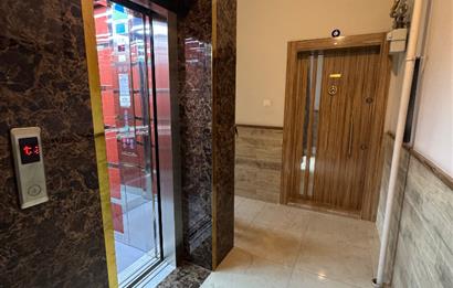 AYGÜN ÖZDEMİR'DEN BAHÇELİEVLERDE ASANSÖRLÜ 3+1 DAİRE